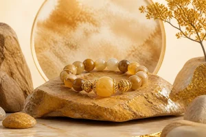 Mệnh Thổ nên chọn trang sức gì?