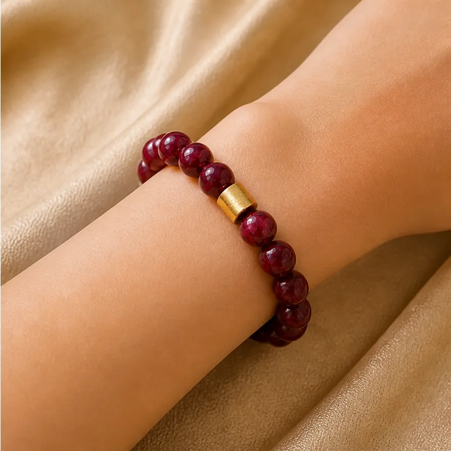 Vòng tay Ruby RB02 Tối giản - ảnh sử dụng thực tế